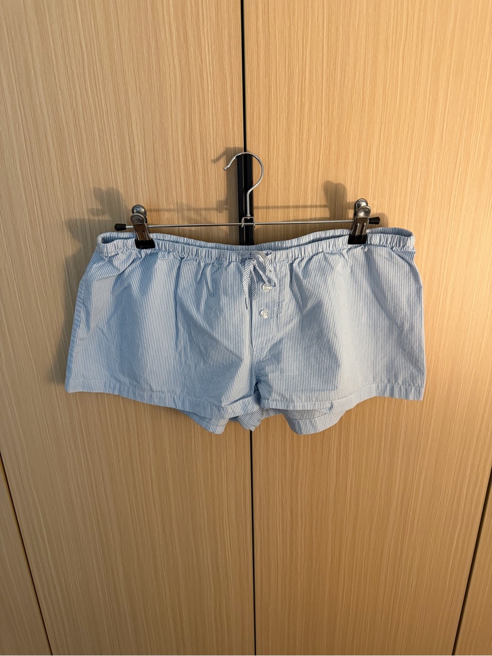 TNA Women's Light Blue Pinstripe Athletic Lounge Shorts